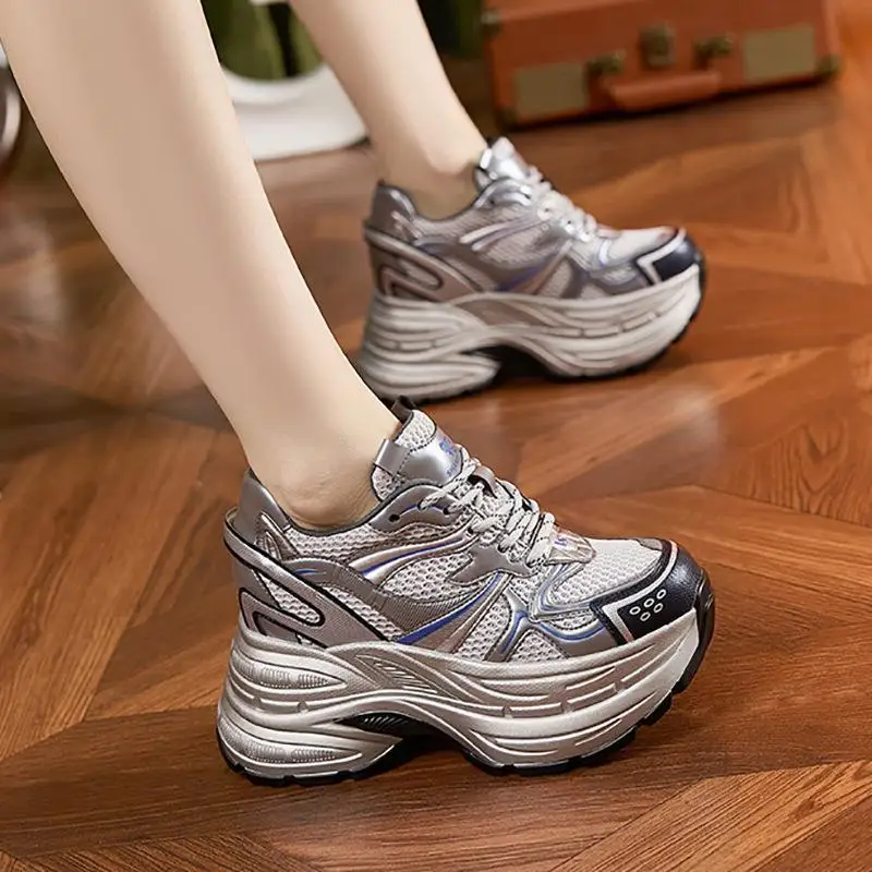 

Fashionable Casual Sporty Dad Shoes Real Leather Breathable Increased Height Platform Comfortable All-Match Flat Color Block