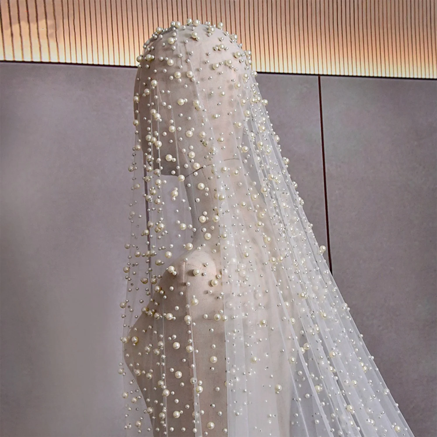 Luxurious Women Bridal Wedding Veil Pearls Beaded Long Cathedral 3m Bride's Hair Veil Headpieces Marriage Accessories