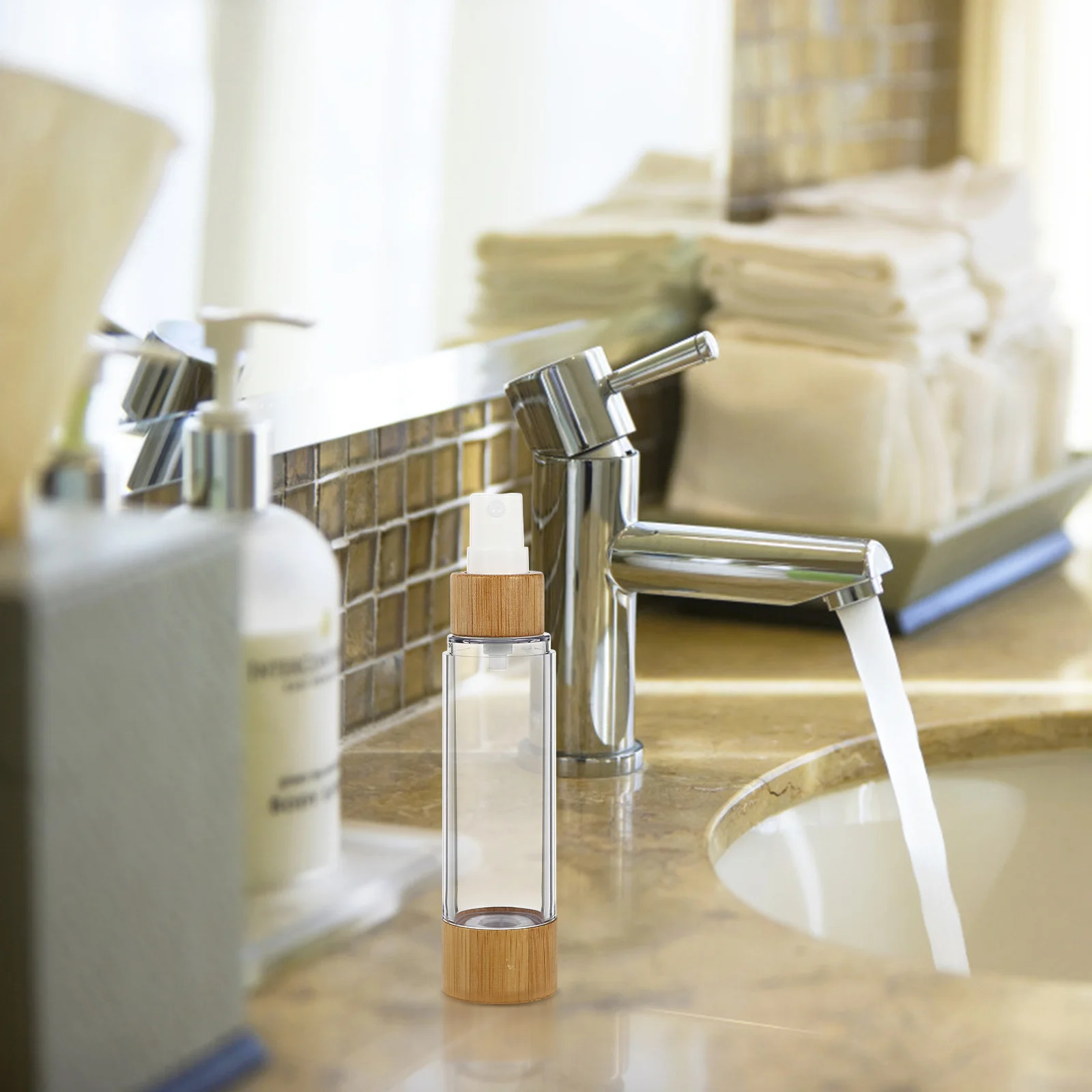 1 szt. Bambusowa butelka podróżna jasnożółta wielokrotnego użytku z rozpylaczem próżniowym do balsamu, podkładu, esencji, na kemping i do użytku na zewnątrz.