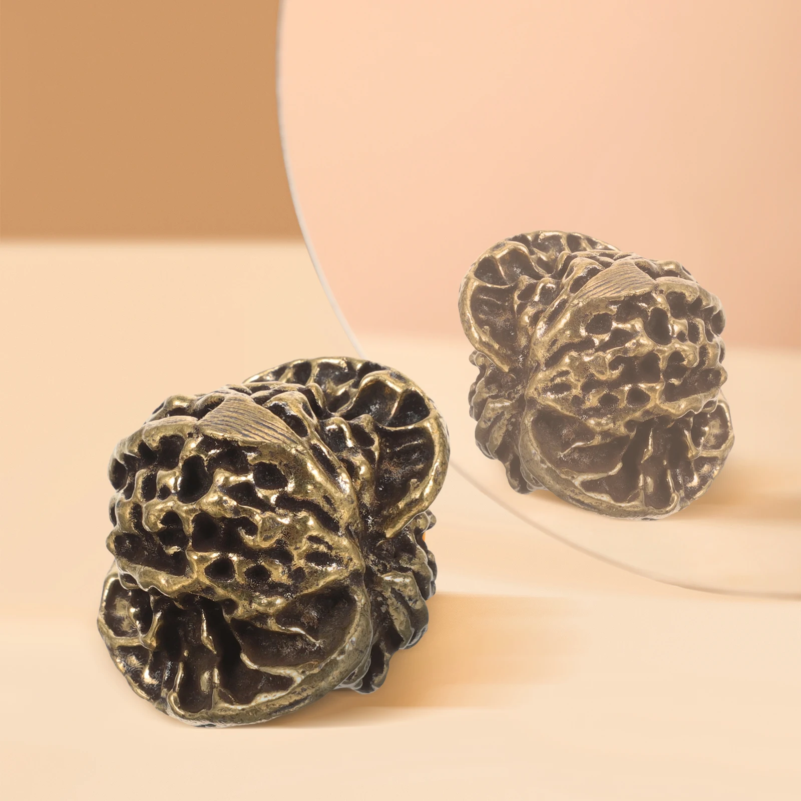 

2 шт., китайские упражнения, грецкие орехи, упражнения для рук для пожилых людей, твердая латунная отделка, гандбольные мячи, латунный художественный декор для домашнего чая