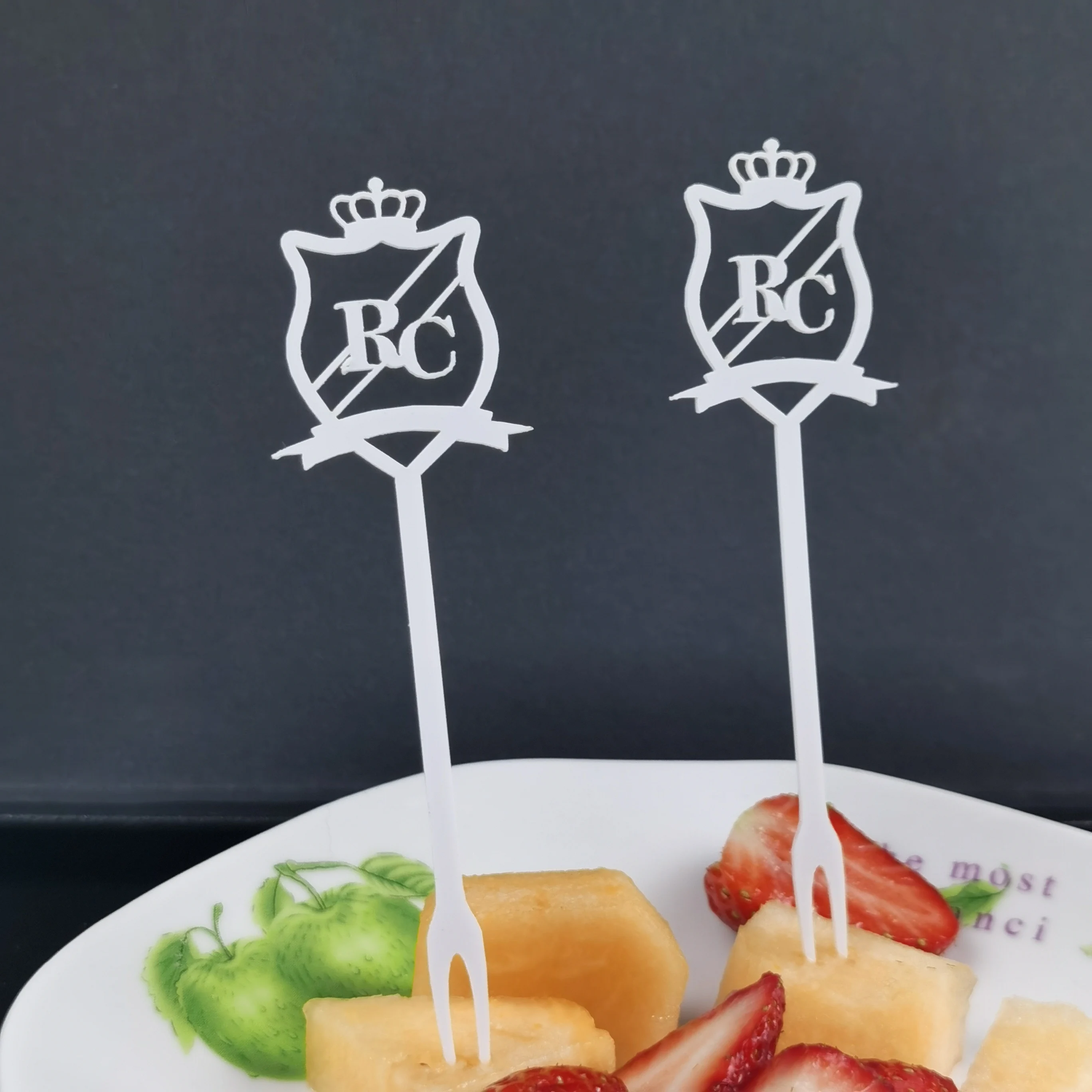 

Personalized badge Fruit Fork Wedding Dining Custom Fork Wedding Decoration Customed Acrylic Dinner Party Edible50/100