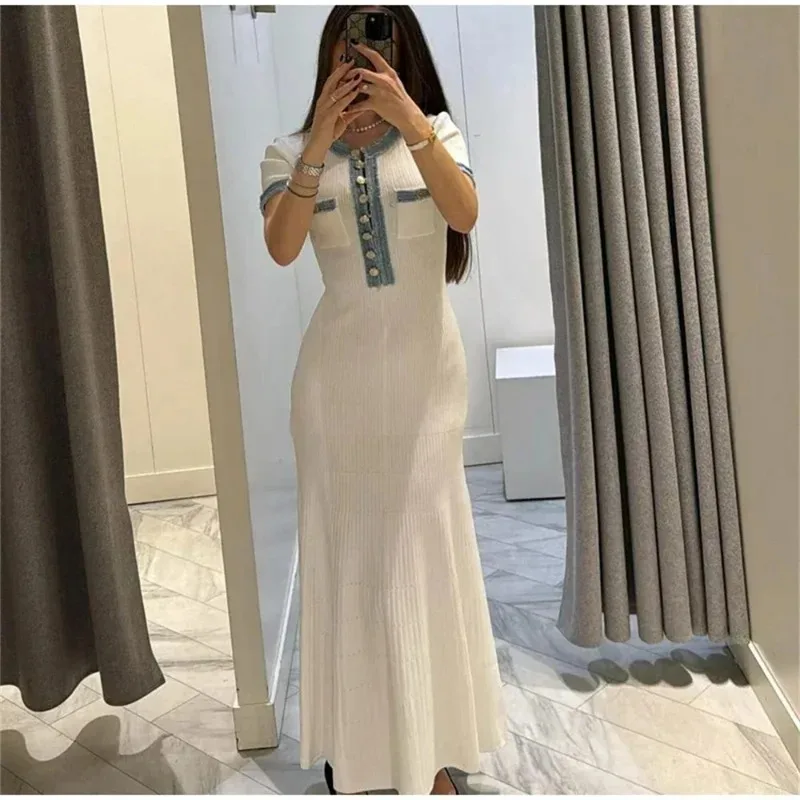 2025 elegante Kontrast Frauen Stricken Maxi Kleid Chic Oansatz Kurzarm Metall Knöpfe Bodycon Kleider Büro Dame Pendeln Robe