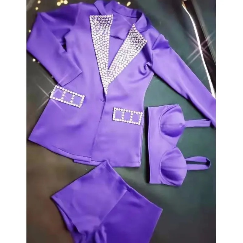 

Бар, ночной клуб, женские костюмы для певицы, танцовщицы, розово-фиолетовые кристаллы, пальто, бикини, комплект из трех предметов, джаз, DJ, сценическое шоу, танцевальная одежда, костюм