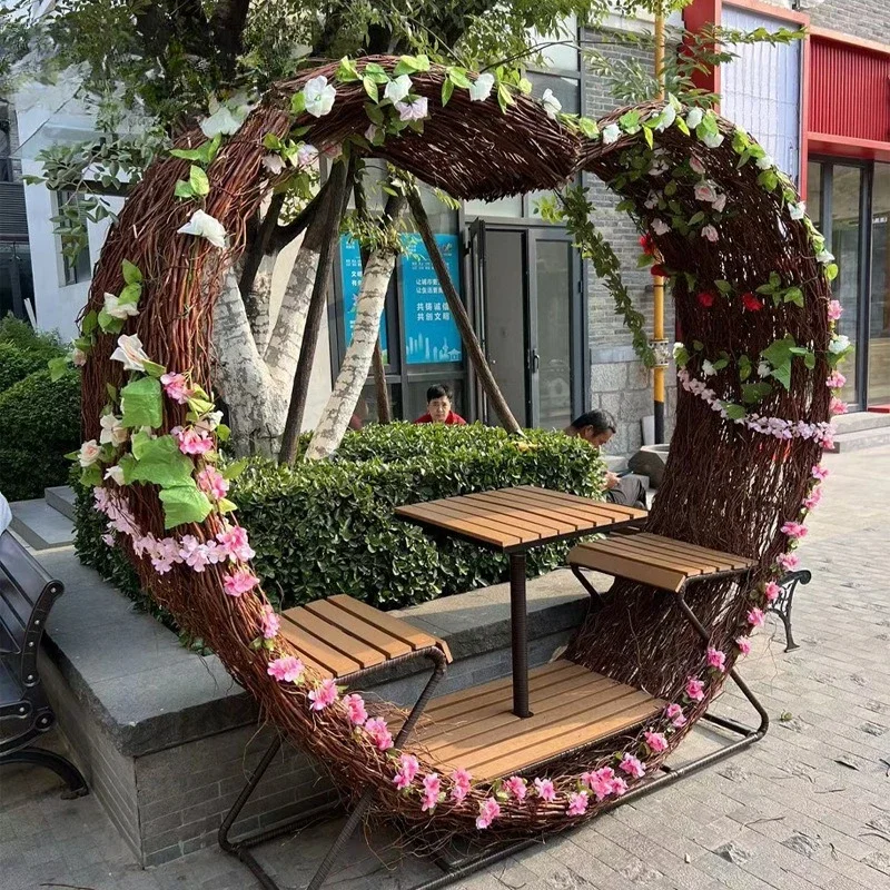 Outdoor bird's nest booth, gazebo Internet celebrity swing rattan hanging chair clock in scenic park photo props, decorative