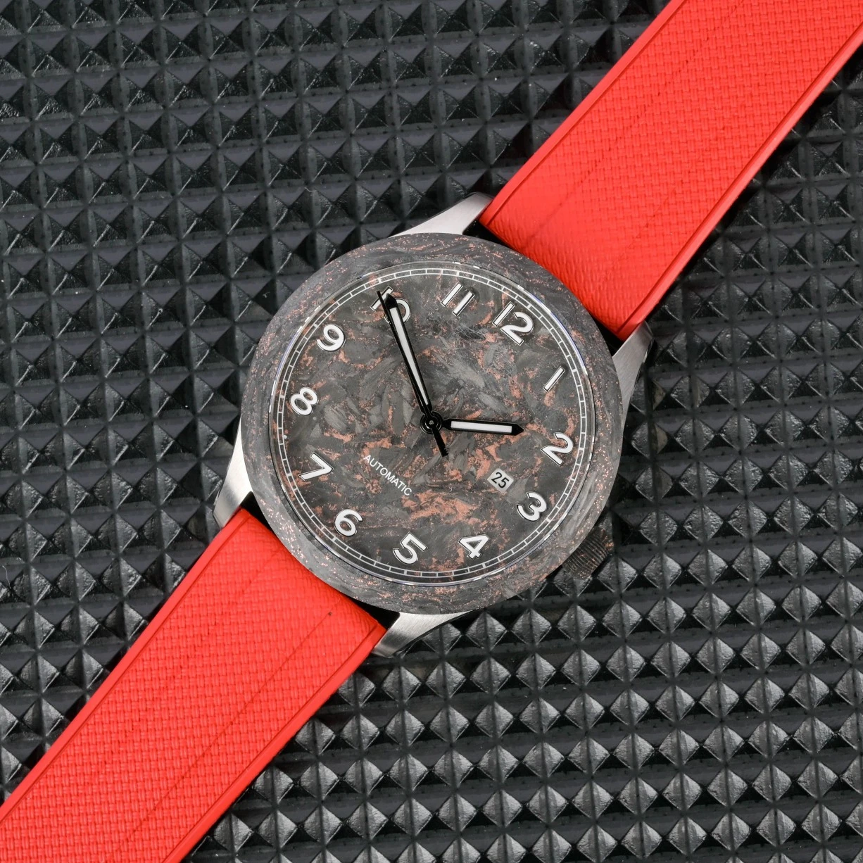 ENITON Orologio meccanico giapponese 8215 Movimento esotico in fibra di carbonio FKM Elastico unico Super Lumi Orologio da polso meccanico da uomo