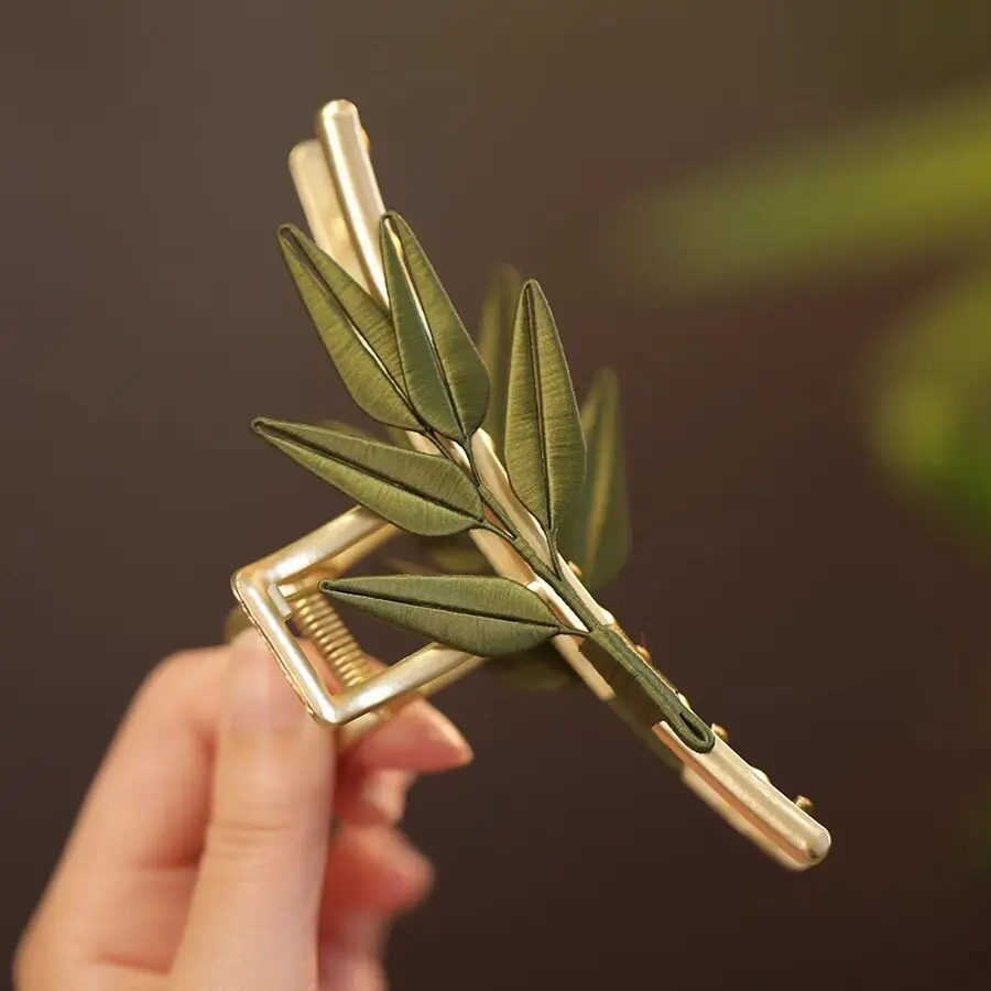 Chinese Traditional Hanfu Style Green Bamboo Leaf Hair Claw Clip 10cm Large Metal Shark Clip For Thick Hair Cheongsam Vintage