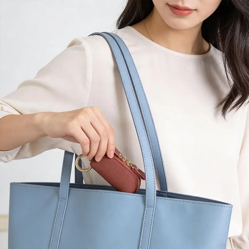 Mini-Leder-Münzbörse mit Schlüsselring, minimalistischer Reißverschlussbeutel für Männer und Frauen, kleiner tragbarer Echtleder-Geldbeutel. – Detail 5