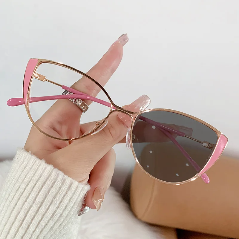 

Cat Eye Photochromic Glasses Women Men Metal Eyewear Discolored Anti Blue Light Glasses Computer Eyeglasses Sunglasses