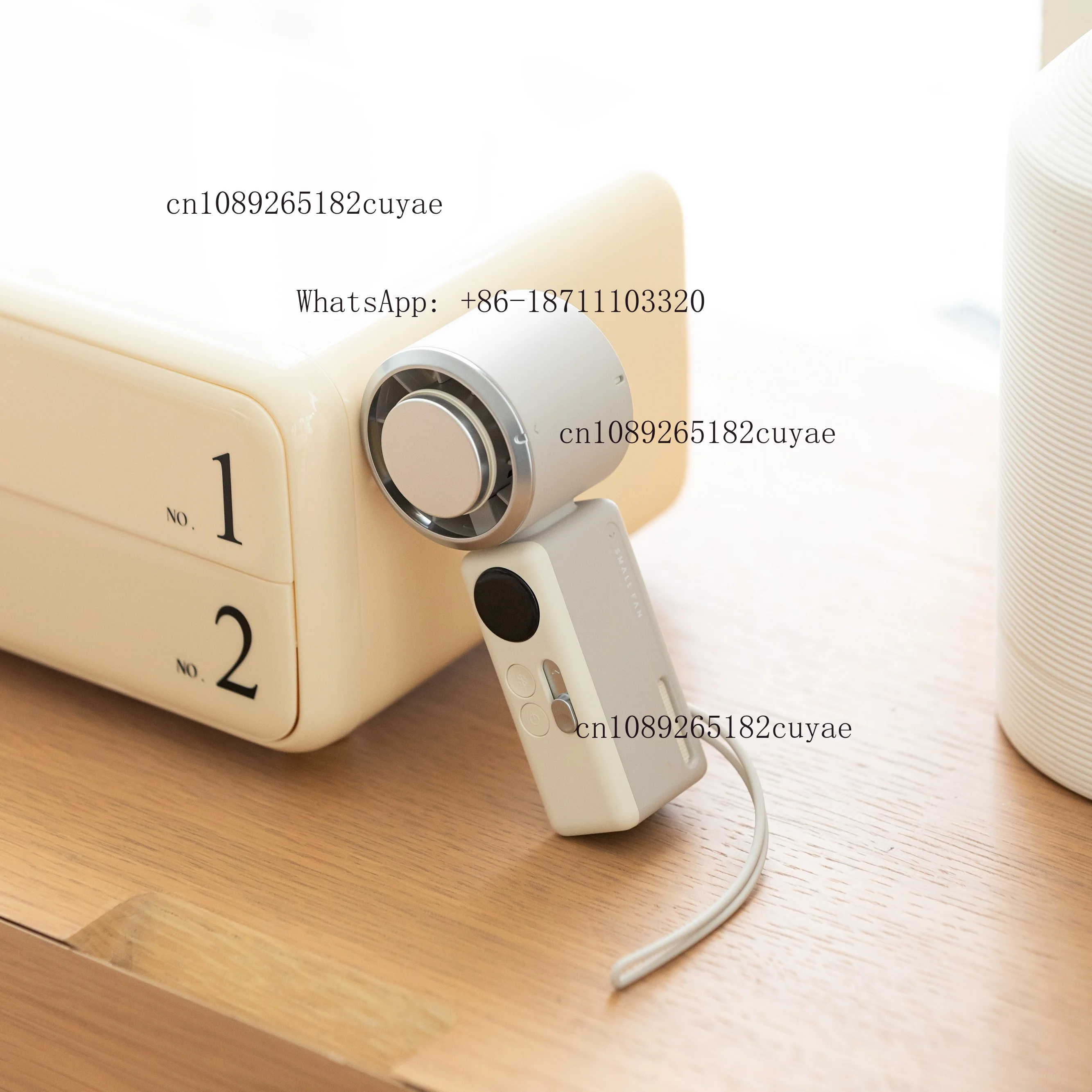 Silicone Lanyard 4000mAh Intelligent Ice Compress Handheld Mini Fan High Quality Rechargeable Small Portable Refrigeration Fan