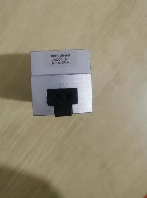 

Parallel air claw HGPT-25-A-B 560204 One disassembly part, physical shooting, function packaging