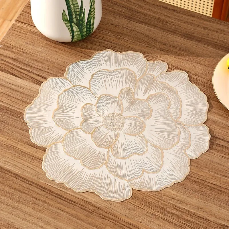 VIKAMA Light Luxury Floral Round Placemats, Absorbent Heat‑Resistant Western Table Mats for Dining Decor