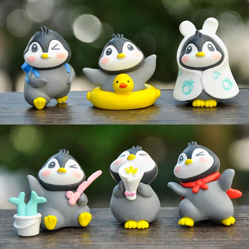 2Pcs New Cartoon Small Raincoat Penguin Baby Doll Toy Model Cute Animal Penguin Micro Landscape Desktop Decoration Ornaments