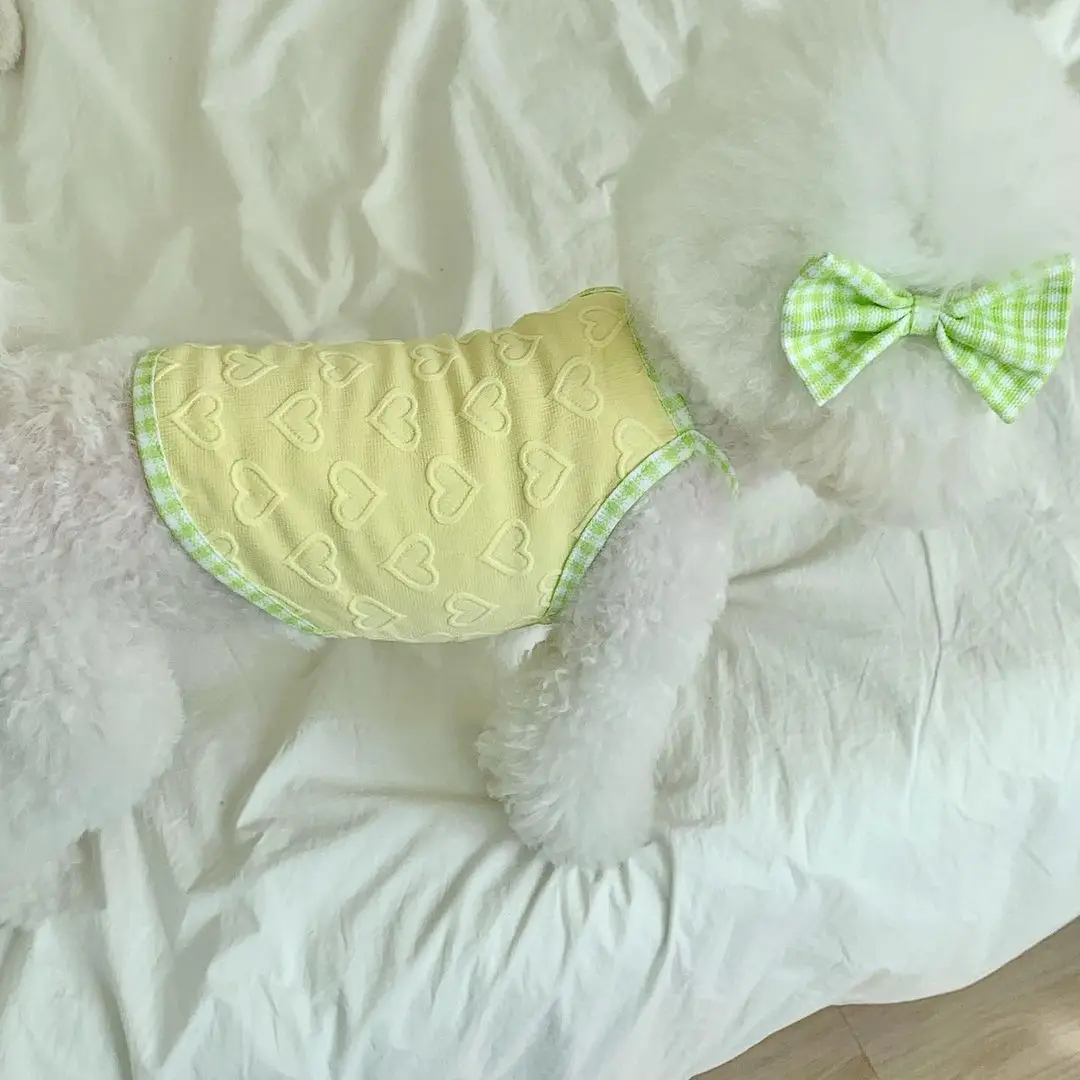 Spring Summer Thin Pet Dog Cat Clothes Heart Embossed Texture Sling Camisole with Bowknot for Poodle Ragdoll British Shorthair