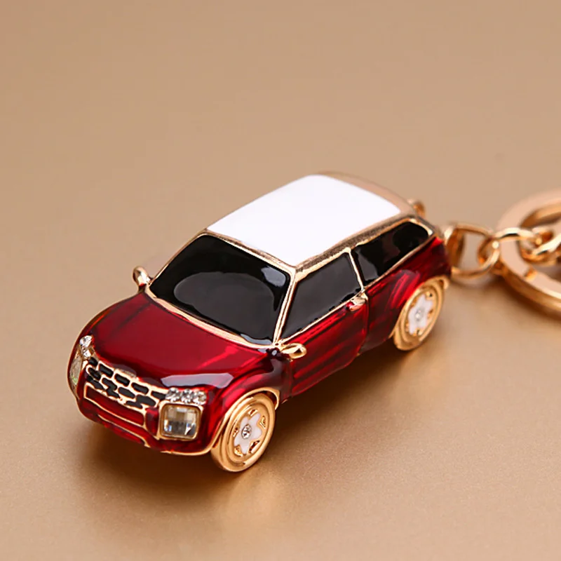 Fashion Alloy Metal Car Key Chain Keychain Charm Women Handbag Crystal Pendant Luxury Model Car Accessories Keyfob