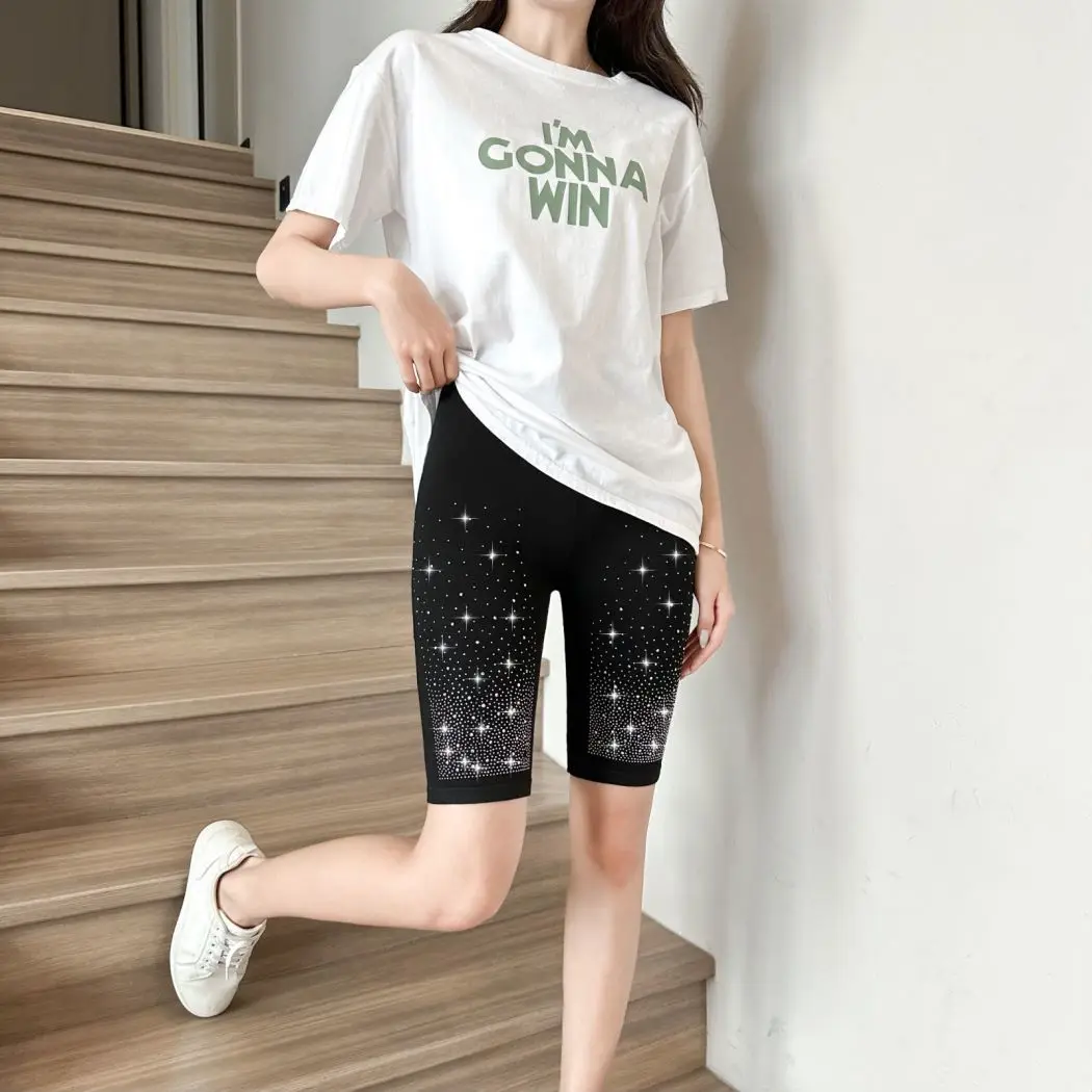 Verão modal europeu novo estilo de diamante quente calças de segurança finas ciclismo calças esportivas preto base de cinco pontos shorts