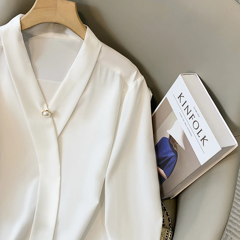 Plus Größe Chiffon Hemd Frauen 2024 Herbst V-ausschnitt Elegante Schwarz Oder Weißes Hemd Für Frauen Koreanischen Stil Große Größe blusen Weibliche