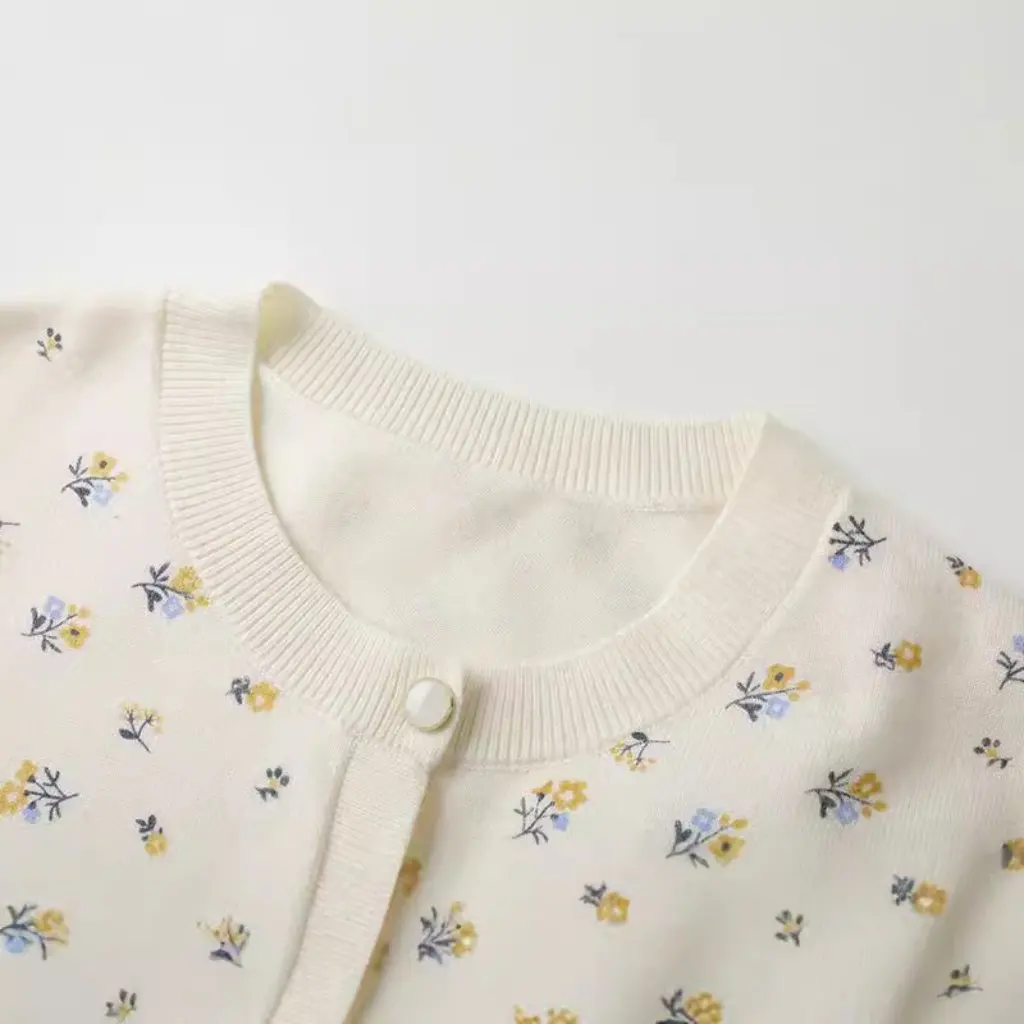

Women's Sweet Floral Crewneck Long Sleeve Sweater Autumn New All-match Base Shirt Top Fashionable Casual Knitwear