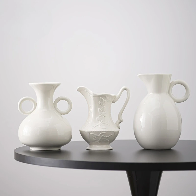 Vintage White Ceramic Vase Set of 3 Embossed Pitcher‑Style Flower Container for Dried Flowers Home Desktop Decor Ornament