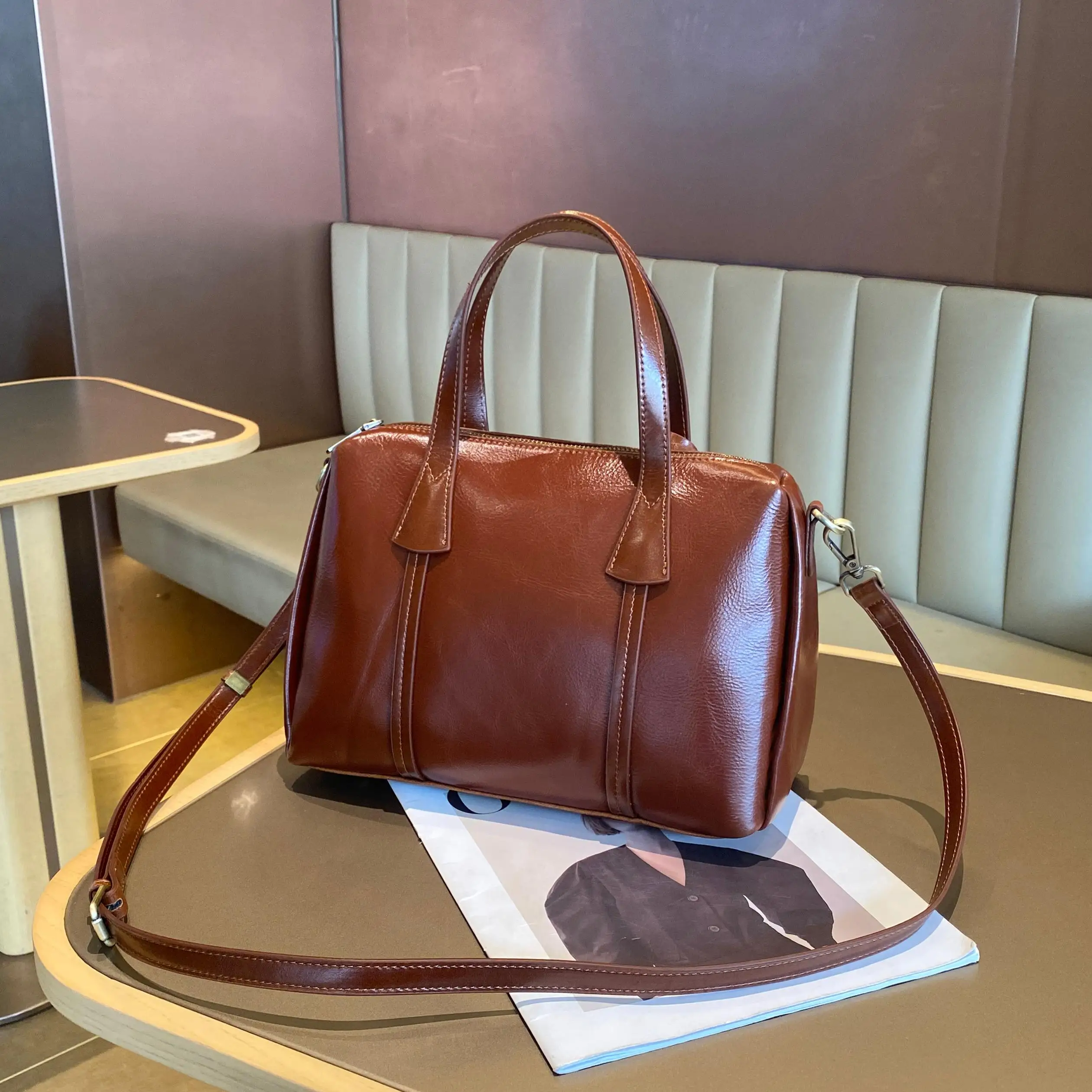 

Genuine Grade Leather Women's Shoulder Crossbody Boston Bag Luxury Designer High Quality Cowhide Ladies Handbag for Woman New