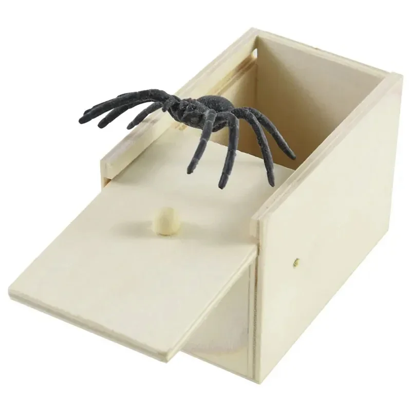 

Simulation Spider With Wooden Box Kids Favors Tricky Prank Joke Toy Haunted House Horror Props Halloween Party Decor Supplies