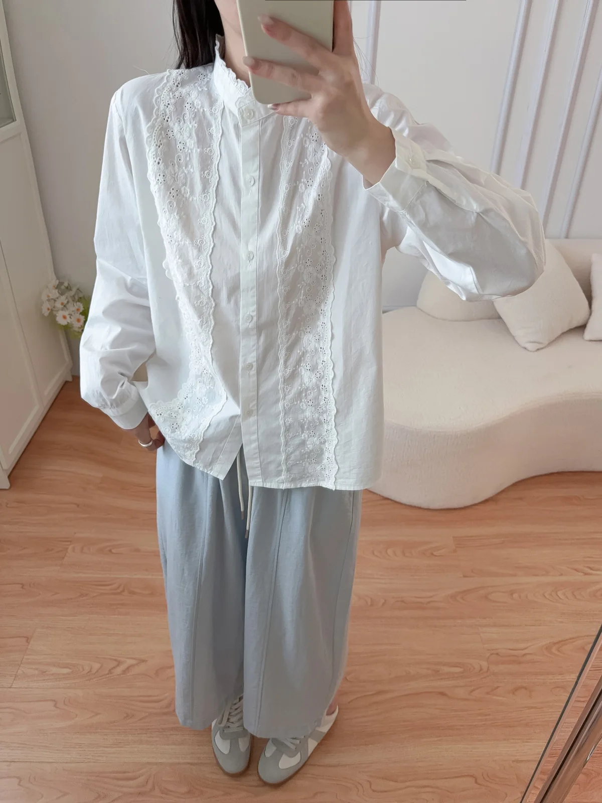 جديد 2025 الخريف قميص قطني بكم طويل ، المرأة الوقوف التطريز ، موري فتاة الفرنسية تنوعا تخفيف شيك بلوزة فضفاضة T59684CC