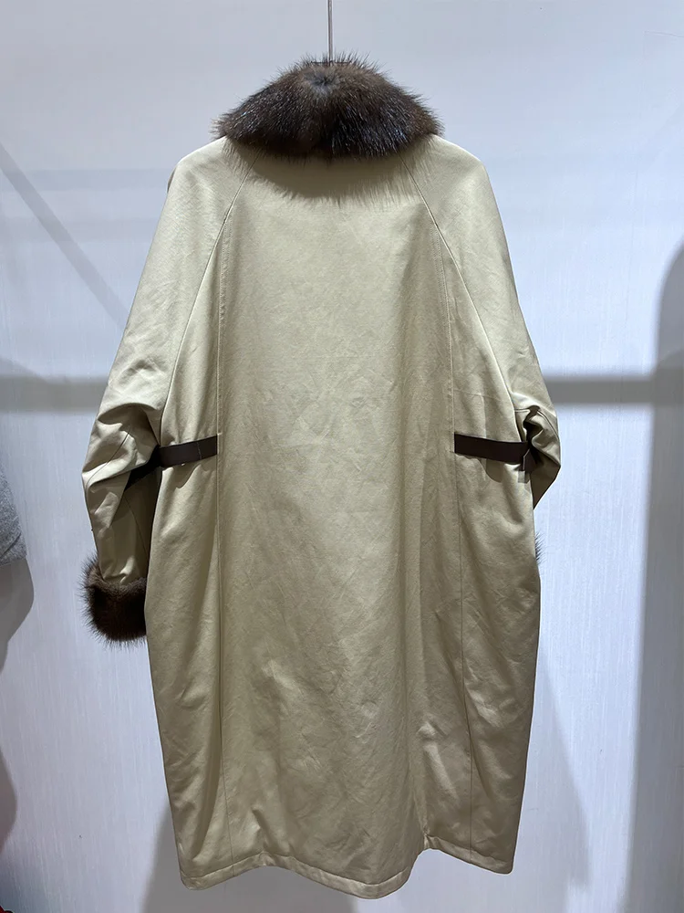 Inverno feminino branco ganso para baixo casacos denim jaqueta natural real muskrat gola de pele de vison parka outwear luxo puffer jaqueta