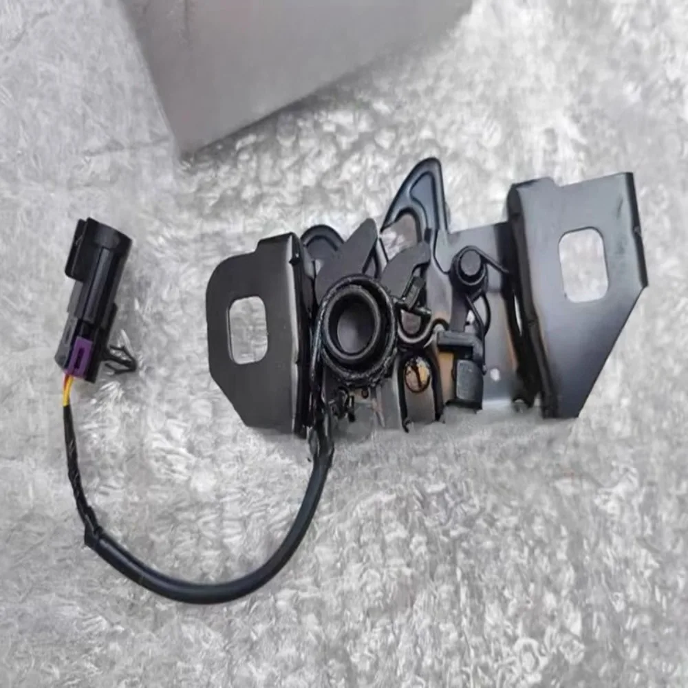 

For Buick Envision 2014-2022 Hood Lock Engine Compartment Hood Lock Blocks Engine Front Hood Locks