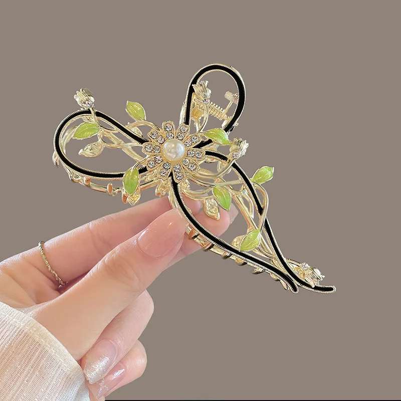 New Crystal Flowers Bowknot Hair clip Elegant Women's Metal Ponytail Clip Geometric fashion vintage headpiece summer accessory