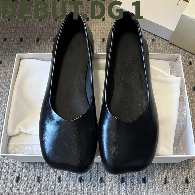 Minimalist Square Toe Flat Shoes - Oil Wax Leather & Suede, Elegant and Versatile for Daily and Business Casual Wear