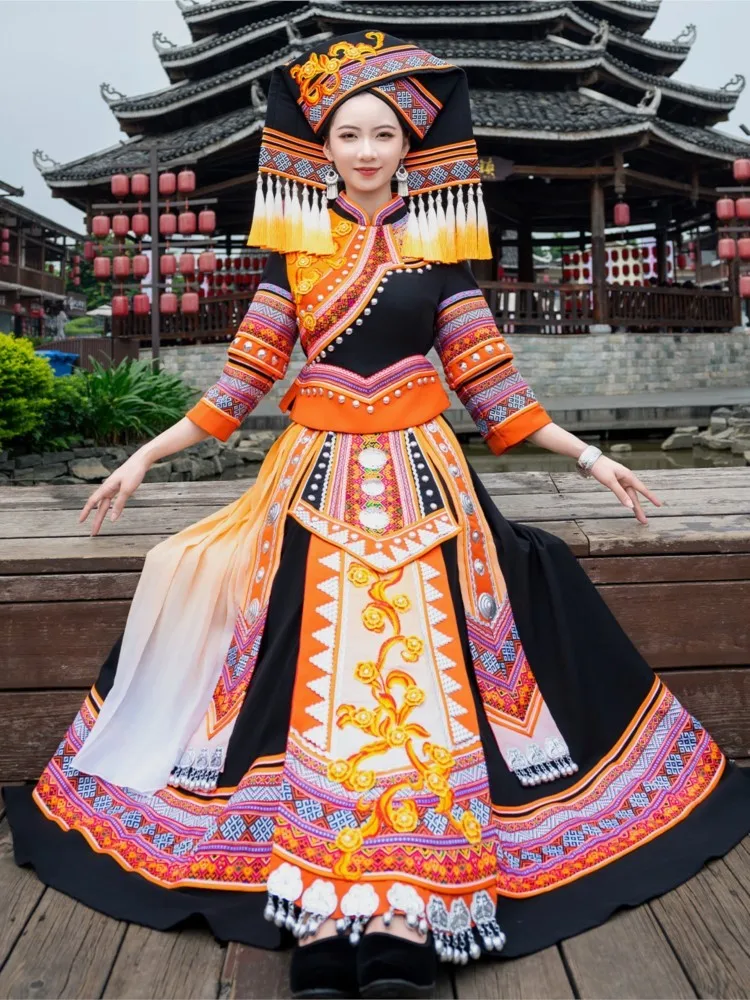 

New style of exotic adult formal dress embroidered dance performance long