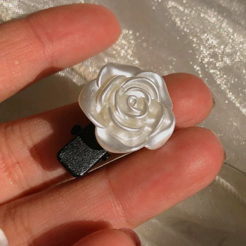 Fashion New Vintage White Roses Hair Clips Coiled  Camellia Flower Headdress Bangs Clip Girl  Accessories for Women