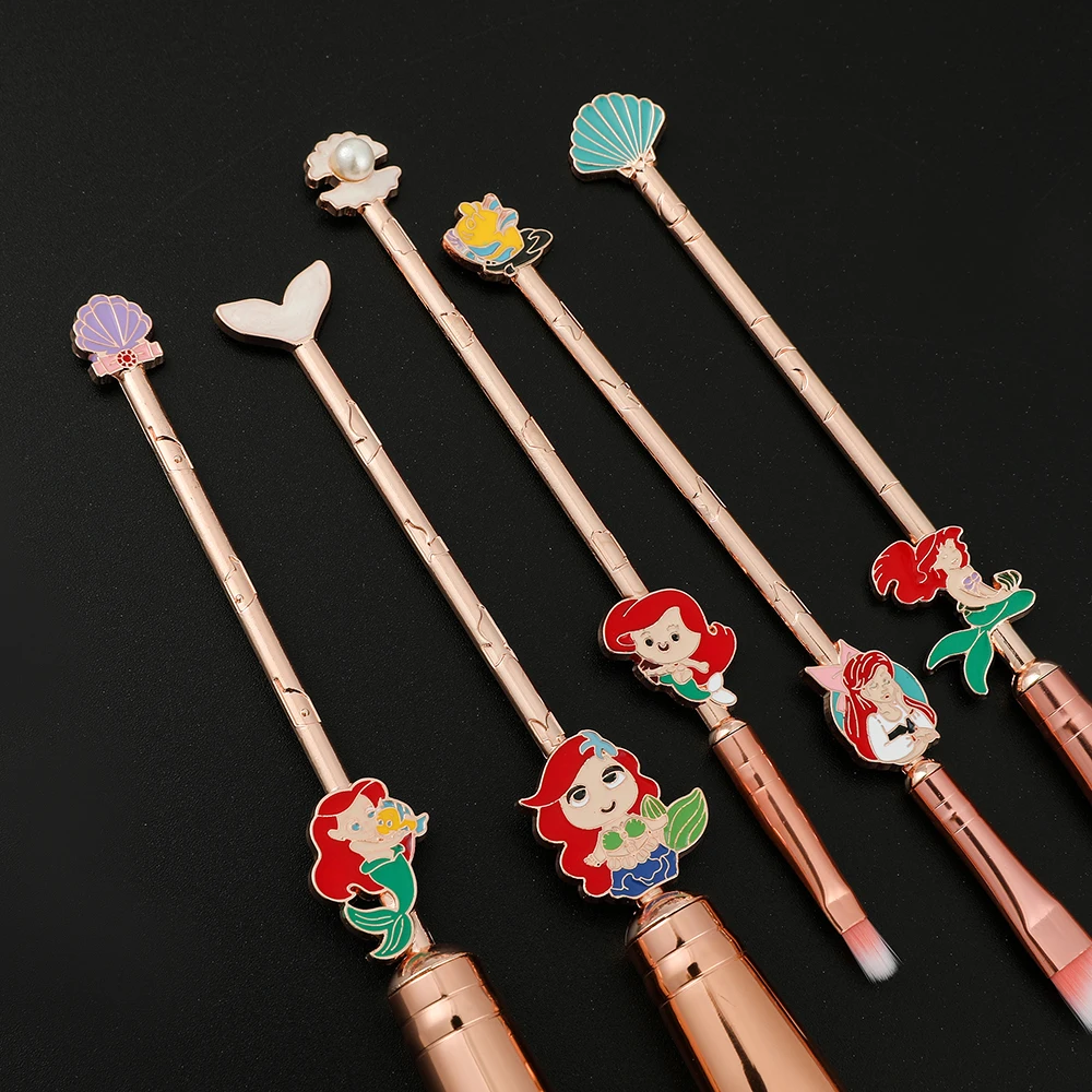 5Pcs/Set Disney Cartoon Character Eyebrow Pencil Blush Brushes Q Version Cute Little Mermaid Madam Kawaii Cosmetic Brush