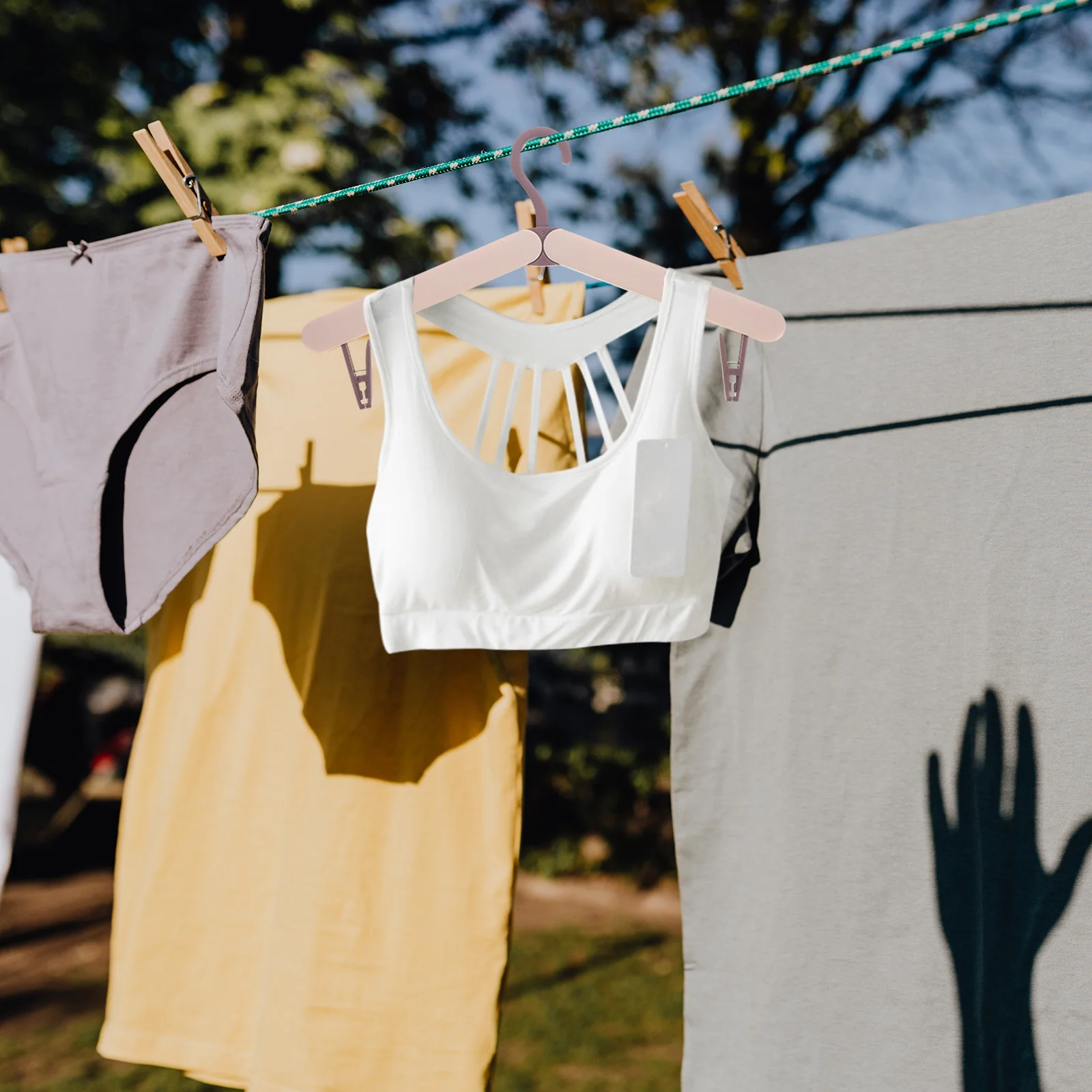 

Travel Hanger Foldable Clothes Drying Rack Compact Sturdy ABS Material Easy Carry for Suitcase Bathroom Bedroom Closet Storage