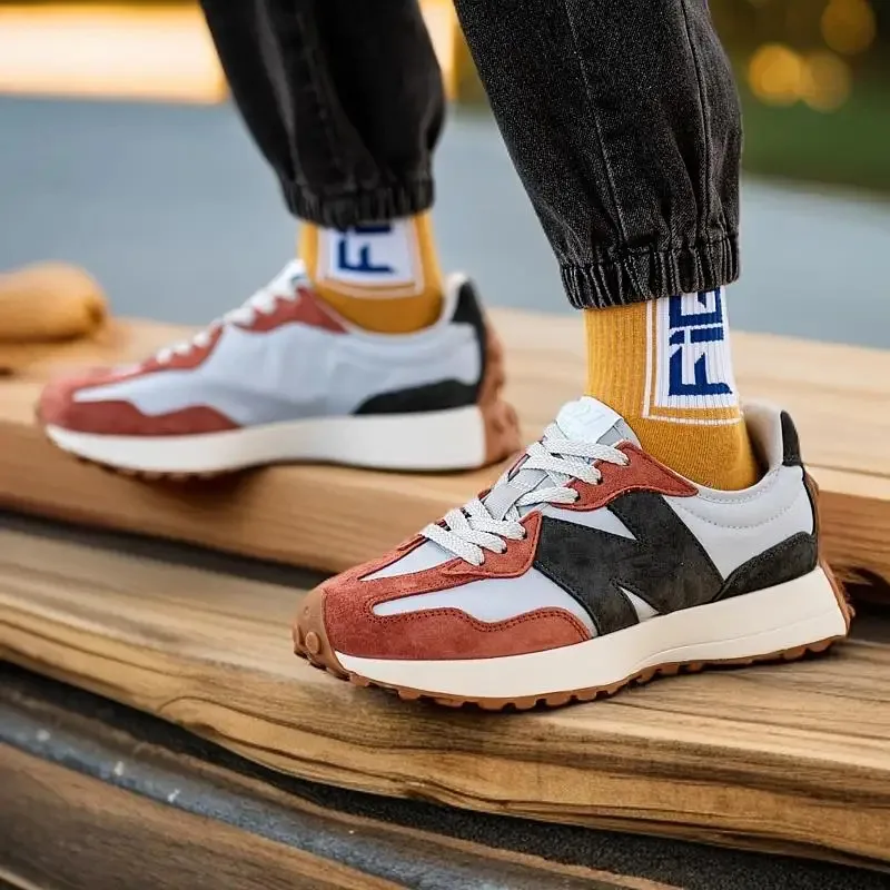 

BootsComfort — повседневная спортивная обувь с с стелькой. Модные массивные кроссовки с сеткой, дышащая мода, первый выбор для путешествий.