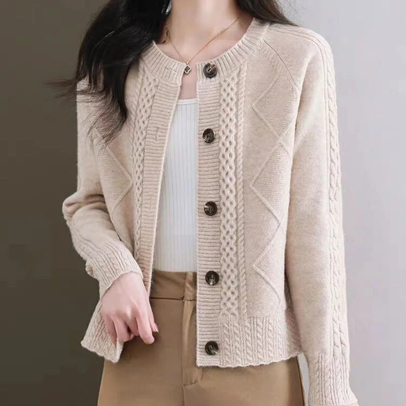 Autumn Winter Vintage Short Style Knitted Cardigan Women Clothing New Fashion Casual Loose Sweater O-neck Single Breasted Tops