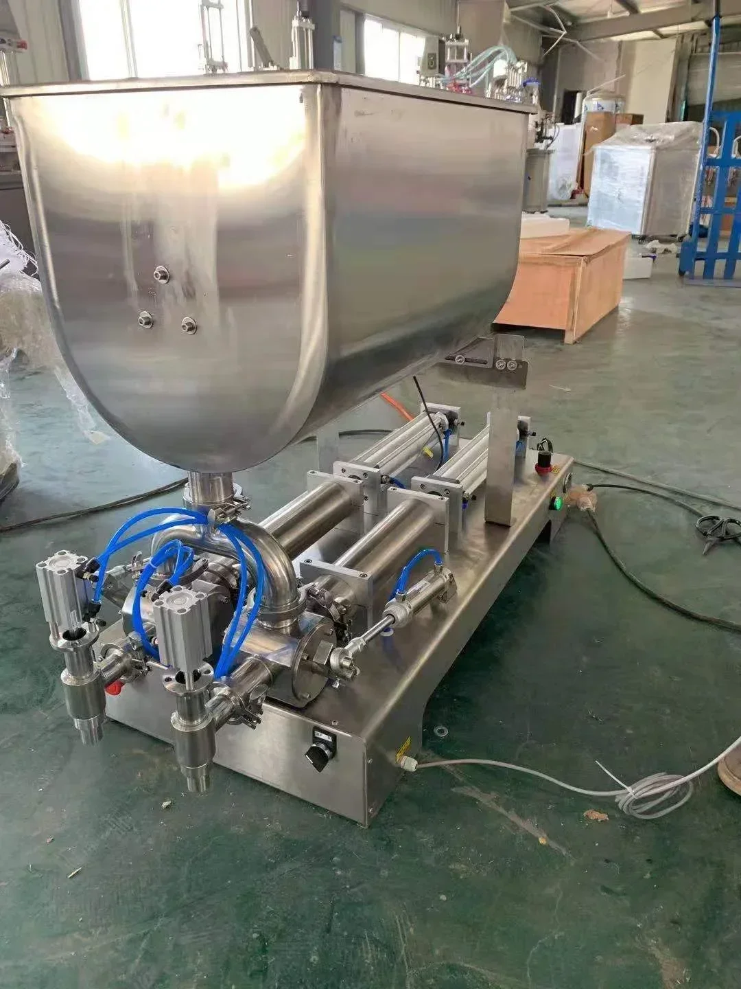 Hot sales 500-5000ml Double Head U Type Paste Filling Mixing Machine