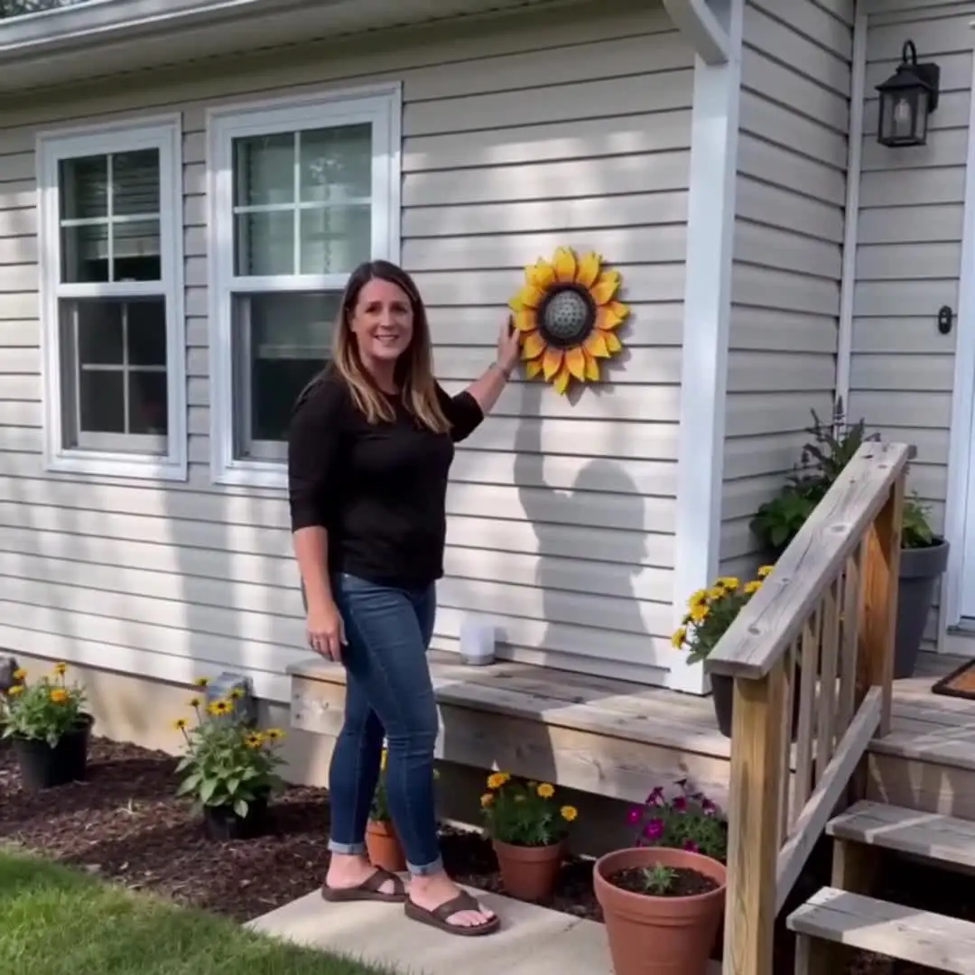 3D Metal Sunflower Wall Decoration Windproof and Rust Proof Outdoor Garden Colorful Flower Hanging Sculpture