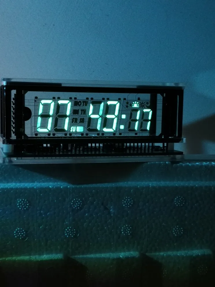 VFD Screen Clock Transparent Substrate Vacuum Fluorescent Display with Temperature Compensation Clock