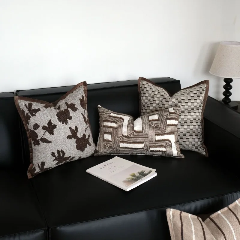 Vintage Brown Neutral Jacquard Cushion Cover Soft Chenille Textured Floral Geometric Throw Pillow Cover for Sofa Home Decor