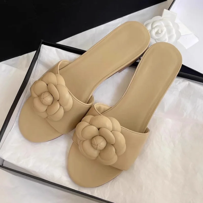 

Fashion Comfortable Outdoor Beach Slippers Casual Sandals Elegant Open Women Slippers One Strap Camellia Decorate High Slippers