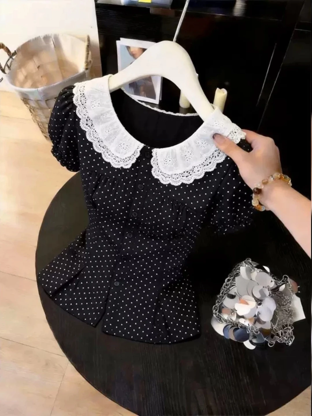 plus Size Black Polka Dot Short Sleeve Women's Shirt Summer Waist Cinched Unique Design Korean Style Bubble Sleeve Casual Top