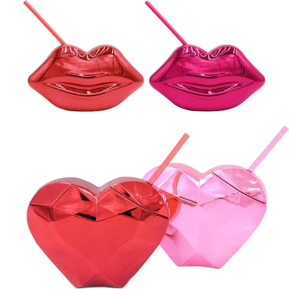 2024 New 20OZ Heart Shaped Plastic Water Bottle Happy Disco Carnival Straw Cup Cute Wedding Party Bar Gifts Ice Drinks Bottles