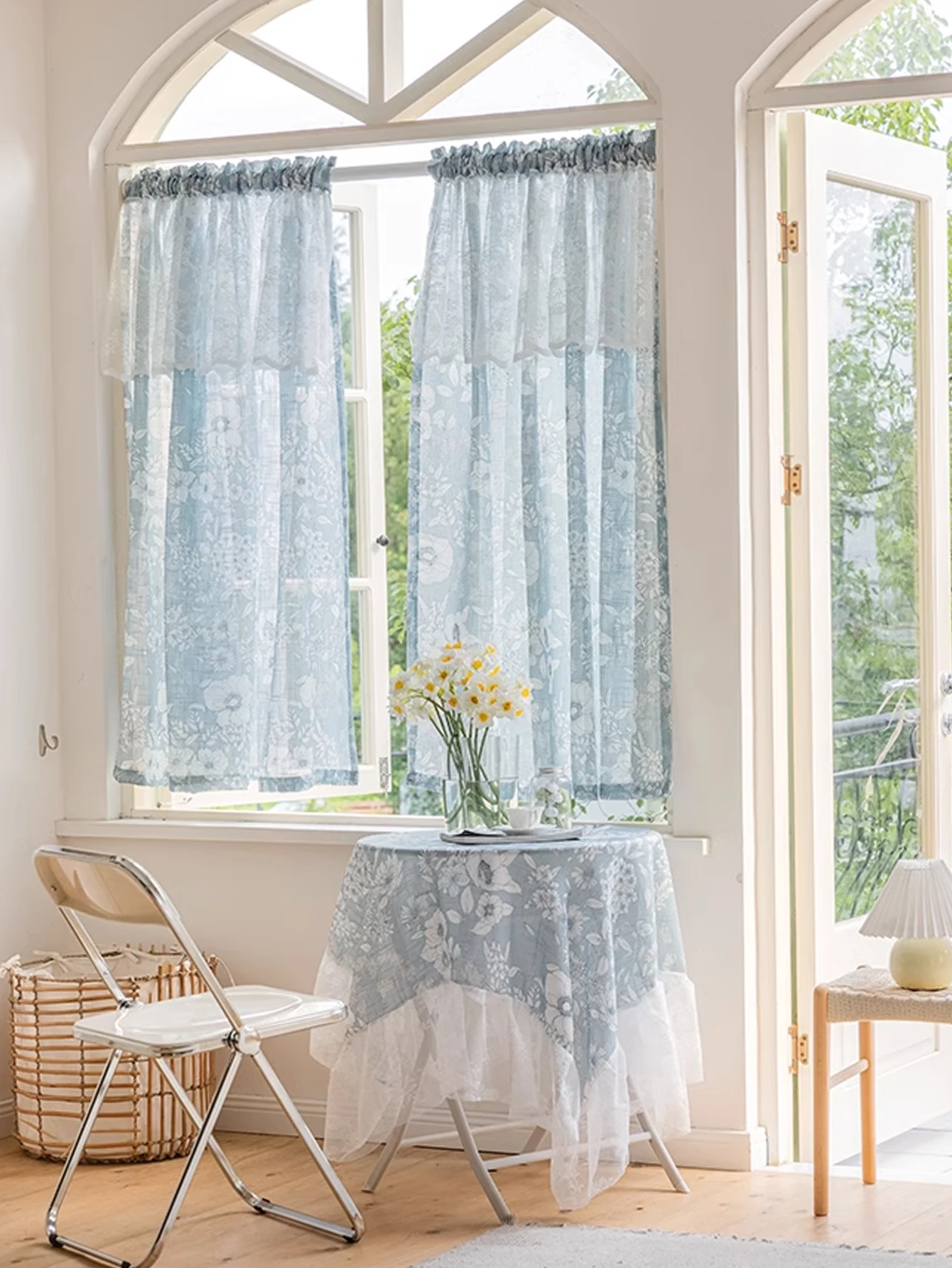 1pc French light luxury bay window small fresh window screen sunscreen short curtain semi-shading through the rod