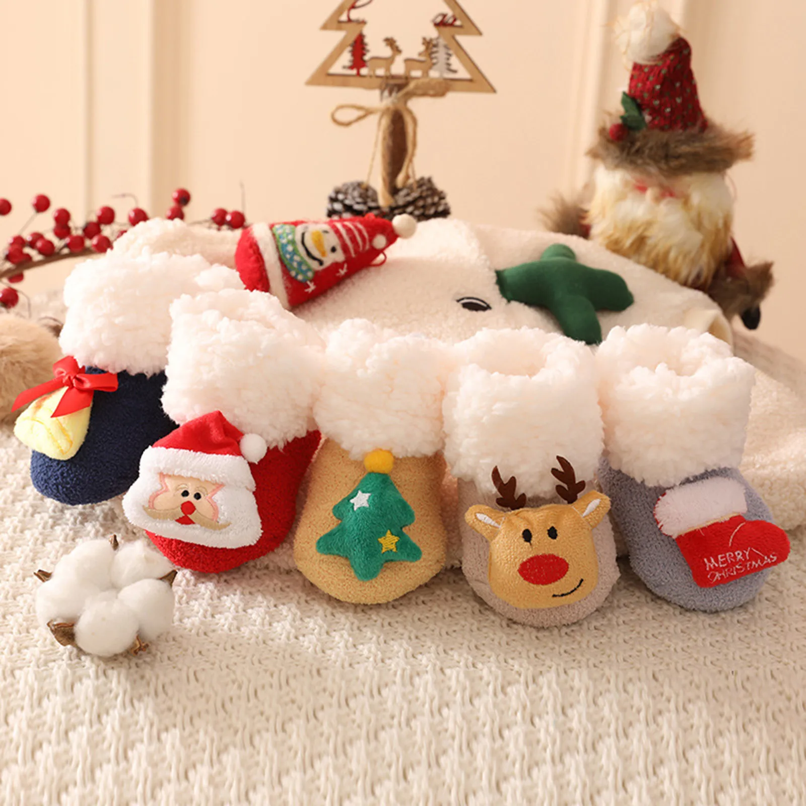 

Baby Christmas Socks Non-Slip Floor Socks 0-2T Toddler Boys and Girls Christmas Baby Lamb Fleece Thickened Christmas Floor Socks