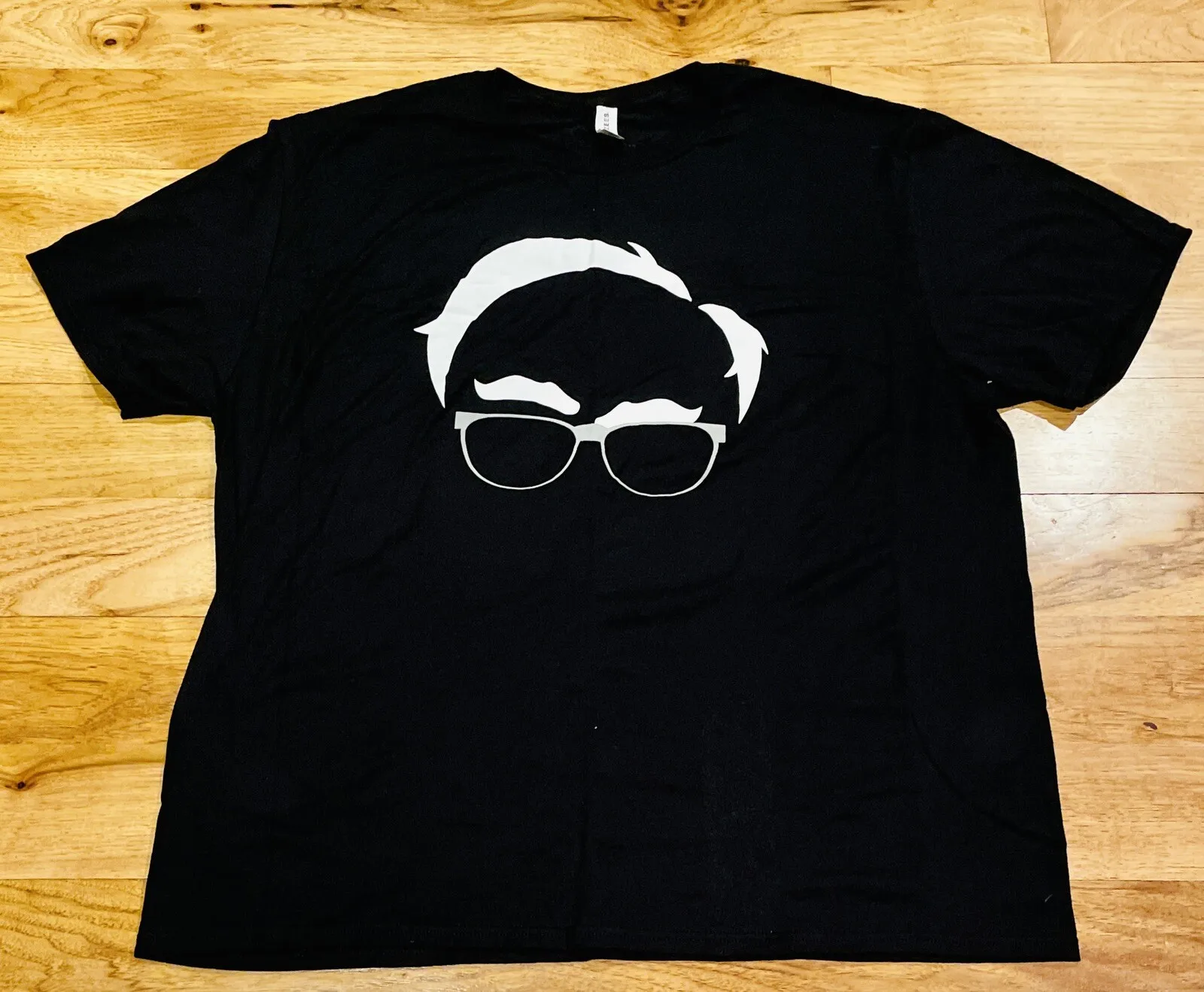 WARREN BUFFETT Berkshire Hathaway BRK Caricature 2022 Annual Meeting New! 3XL