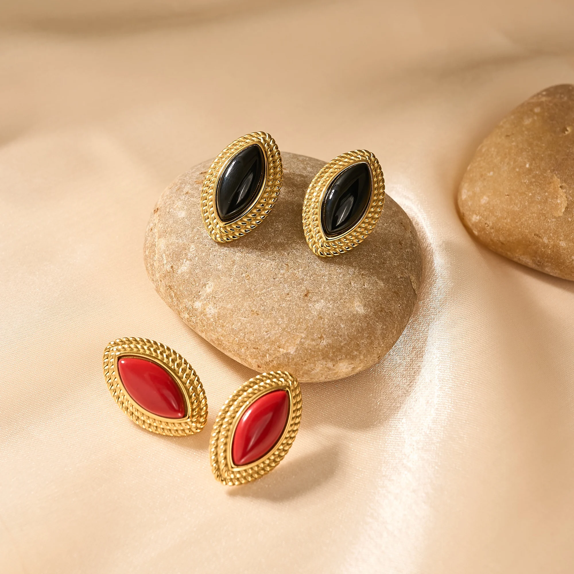 

DASEIN Vintage Oval Eye Red Natural Stone Stud Earrings 18k Gold Plated Hypoallergenic Stainless Steel Fancy Indian Jewelry