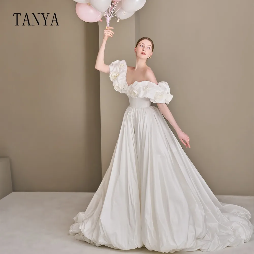 

Романтическое свадебное платье с открытыми плечами, вырезом «сердечко», 3D цветами, из тафты, элегантное, фасон А-силуэт, со шлейфом, 웨딩드레스 G4886