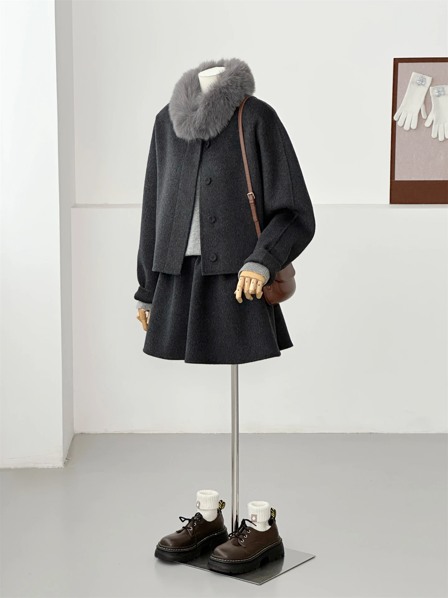 

Gray Woolen Coat And Skirt Set Women's Fashion Short Style Half-length Wool Collar Two-piece Suit Chic Winter Outfit