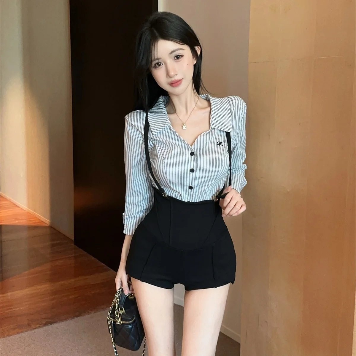New Academic Style Two-Piece Set Women's Striped V-Neck Shirt And Overalls Black Shorts Uniform Fashion for Young Adults