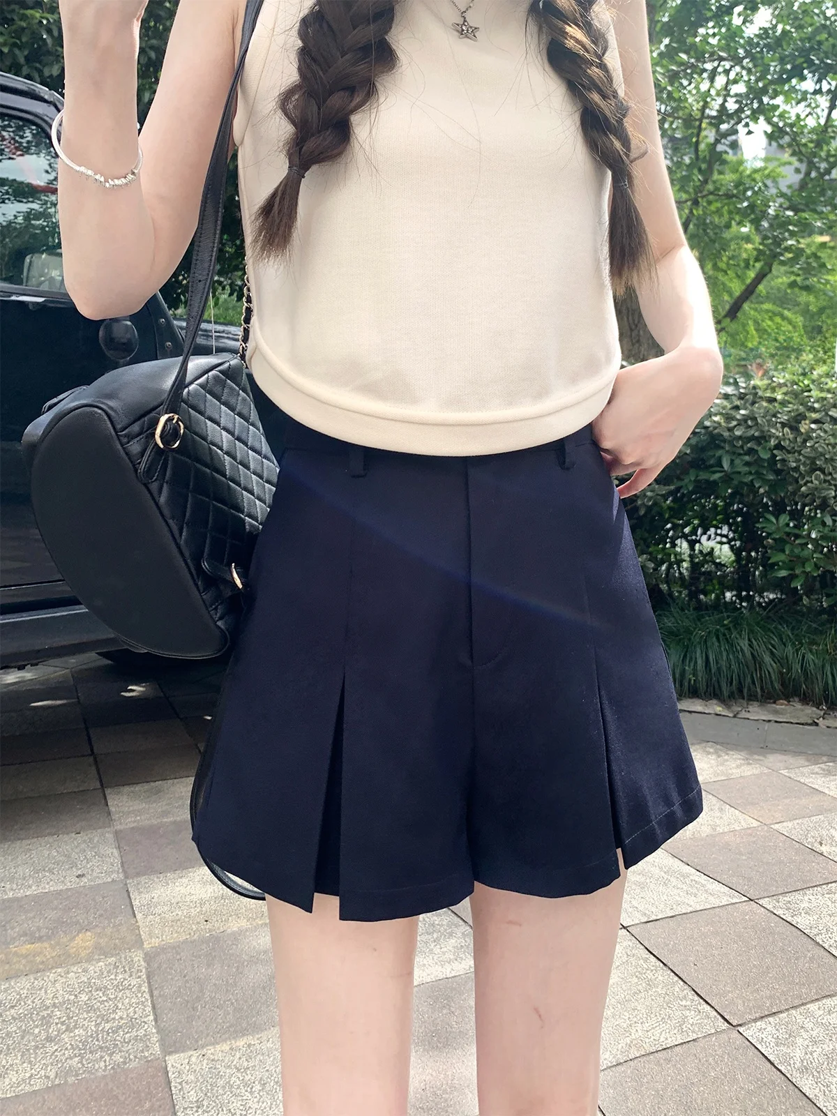 

Zhenzhen Home Korean Style Commute Pleated Short Pants Fashionable Skirt Pants High Waist Slimming Simple Personality Short C...